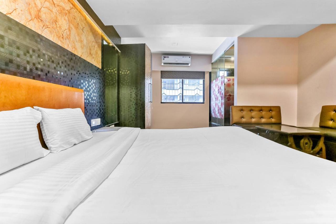 Oyo Flagship 83396 Hotel Vinyasa Residency Mumbai Exterior photo