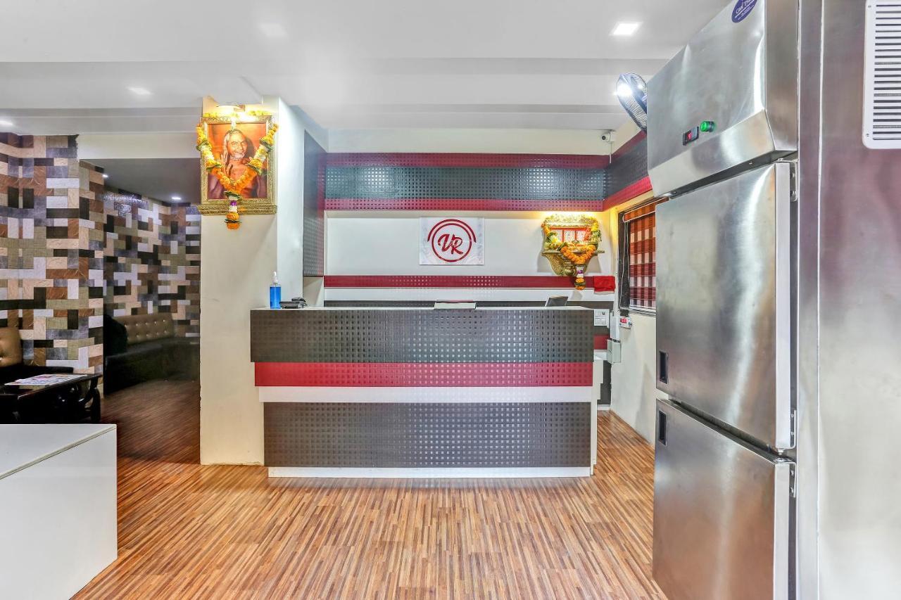 Oyo Flagship 83396 Hotel Vinyasa Residency Mumbai Exterior photo